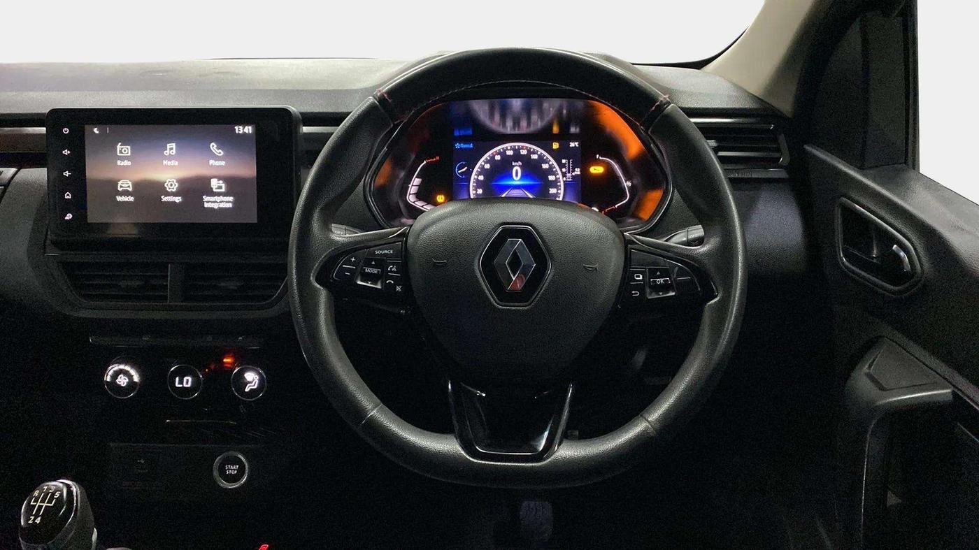 2023 Renault Kiger RXZ MT, Petrol, Manual, 30,809 km, Steering Wheel Close Up