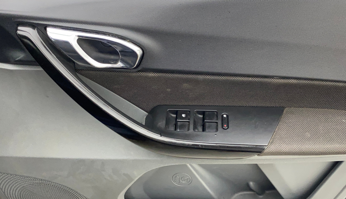 2018 Tata TIGOR XZ PLUS PETROL, Petrol, Manual, 1,00,922 km, Driver Side Door Panels Control