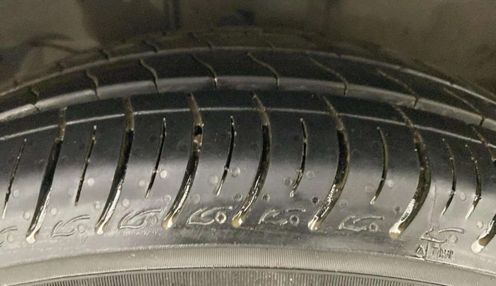2019 Honda Amaze 1.2L I-VTEC V CVT, Petrol, Automatic, 30,935 km, Left Front Tyre Tread
