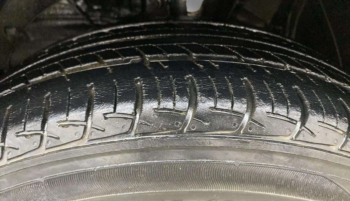 2019 Maruti Baleno SIGMA PETROL 1.2, Petrol, Manual, 53,372 km, Left Front Tyre Tread
