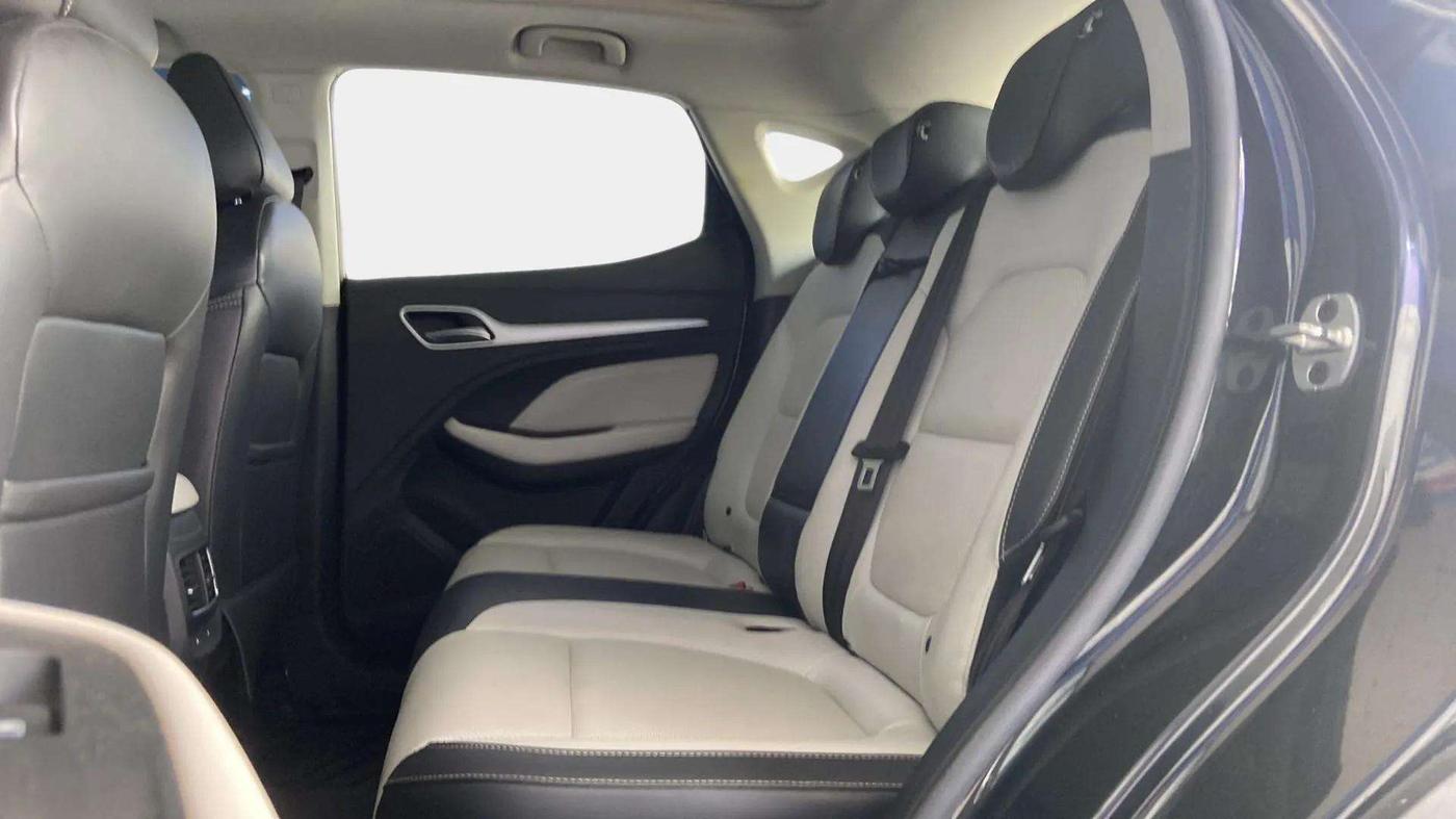 2022 MG ASTOR SHARP EX 1.5 MT, Petrol, Manual, 39,531 km, Right Side Rear Door Cabin