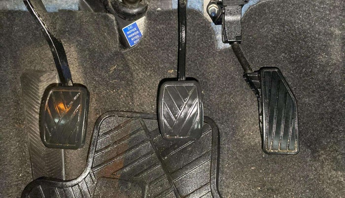 2020 Maruti Baleno ZETA PETROL 1.2, Petrol, Manual, 63,221 km, Pedals