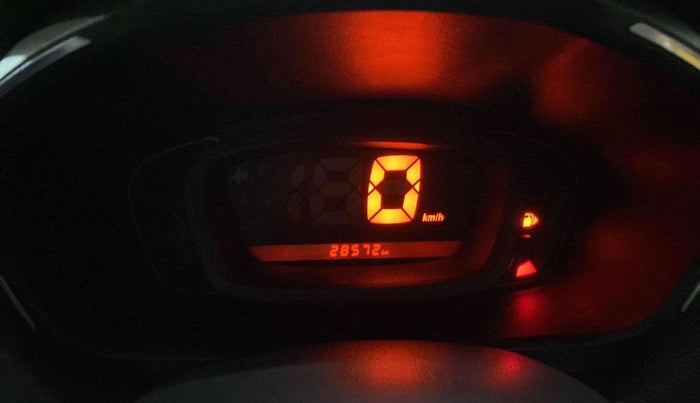 2020 Renault Kwid RXT 1.0, Petrol, Manual, 28,568 km, Odometer Image