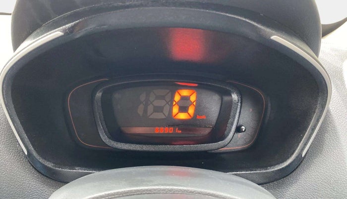 2015 Renault Kwid RXL, Petrol, Manual, 66,885 km, Odometer Image