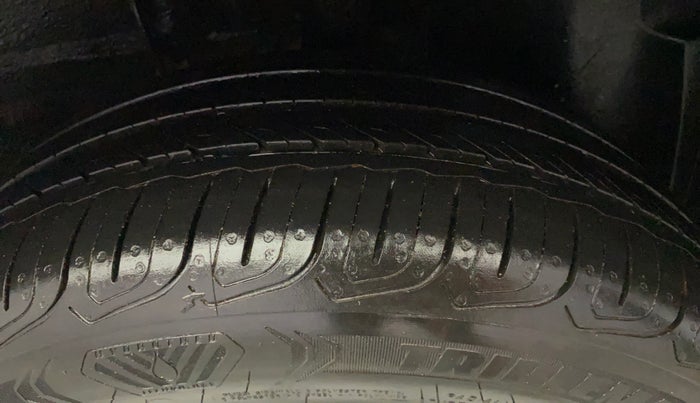 2022 Tata ALTROZ XZA, Petrol, Automatic, 10,001 km, Left Rear Tyre Tread