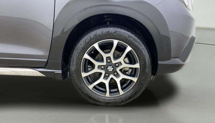 2024 Maruti XL6 ZETA CNG, CNG, Manual, 34,880 km, Right Front Wheel