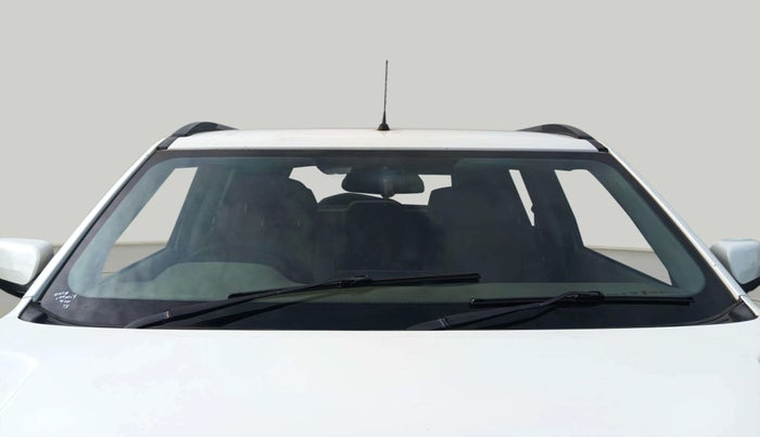 2018 Mahindra TUV300 T10, Diesel, Manual, 97,829 km, Front Windshield