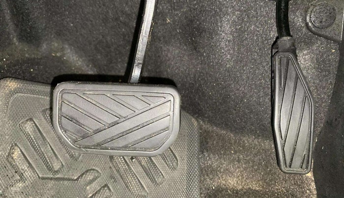 2023 Maruti JIMNY ALPHA ALL GRIP PRO AT, Petrol, Automatic, 18,795 km, Pedals