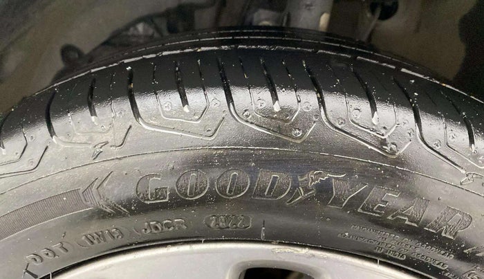 2018 Maruti Baleno ALPHA PETROL 1.2, Petrol, Manual, 70,964 km, Left Front Tyre Tread