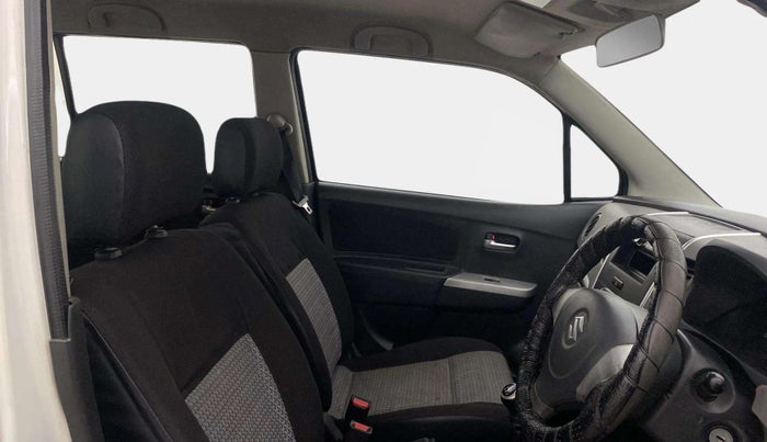 2012 Maruti Wagon R 1.0 LXI, Petrol, Manual, 1,17,472 km, Right Side Front Door Cabin