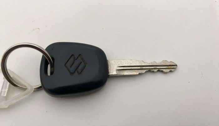 2012 Maruti Wagon R 1.0 LXI, Petrol, Manual, 1,17,472 km, Key Close Up
