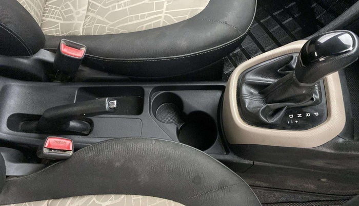 2017 Hyundai Grand i10 SPORTZ (O) AT 1.2 KAPPA VTVT, Petrol, Automatic, 32,511 km, Gear Lever
