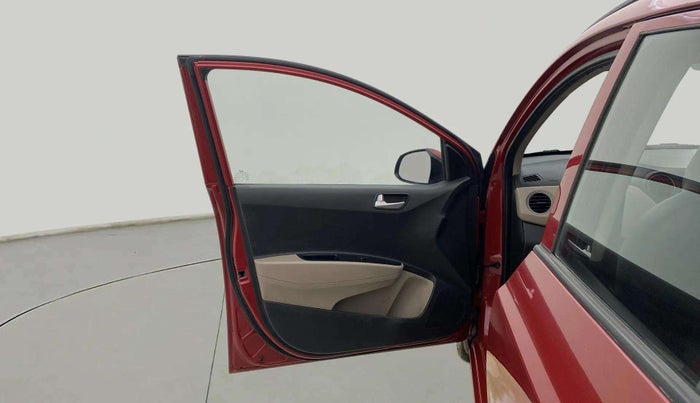 2017 Hyundai Grand i10 SPORTZ (O) AT 1.2 KAPPA VTVT, Petrol, Automatic, 32,511 km, LHS Front Door