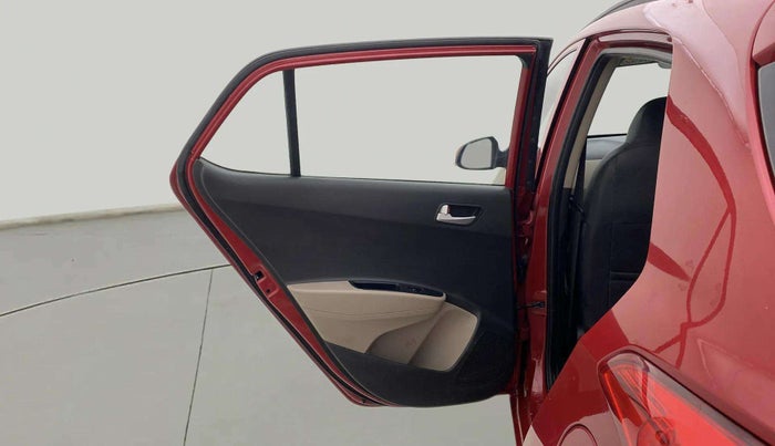 2017 Hyundai Grand i10 SPORTZ (O) AT 1.2 KAPPA VTVT, Petrol, Automatic, 32,511 km, LHS Rear Door