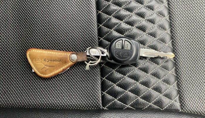 2021 Maruti Baleno DELTA PETROL 1.2, Petrol, Manual, 96,262 km, Key Close Up