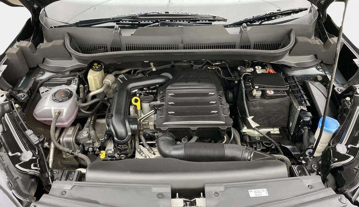 2022 Skoda KUSHAQ STYLE 1.5L TSI MT, Petrol, Manual, 25,647 km, Engine View