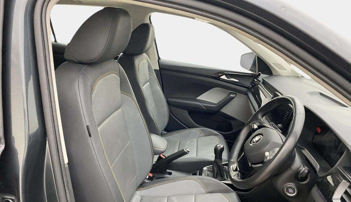2022 Skoda KUSHAQ STYLE 1.5L TSI MT, Petrol, Manual, 25,647 km, Right Side Front Door Cabin