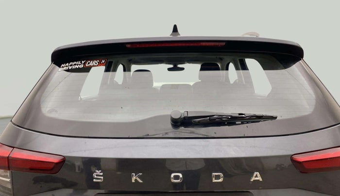 2022 Skoda KUSHAQ STYLE 1.5L TSI MT, Petrol, Manual, 25,647 km, Rear Windshield