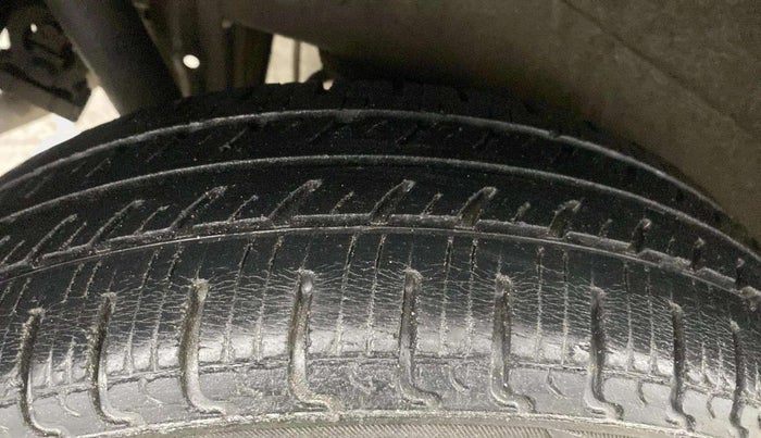 2014 Maruti Wagon R 1.0 VXI, Petrol, Manual, 95,802 km, Right Rear Tyre Tread