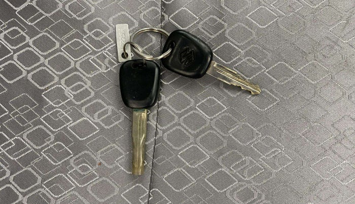 2017 Maruti Alto 800 LXI, Petrol, Manual, 50,455 km, Key Close Up