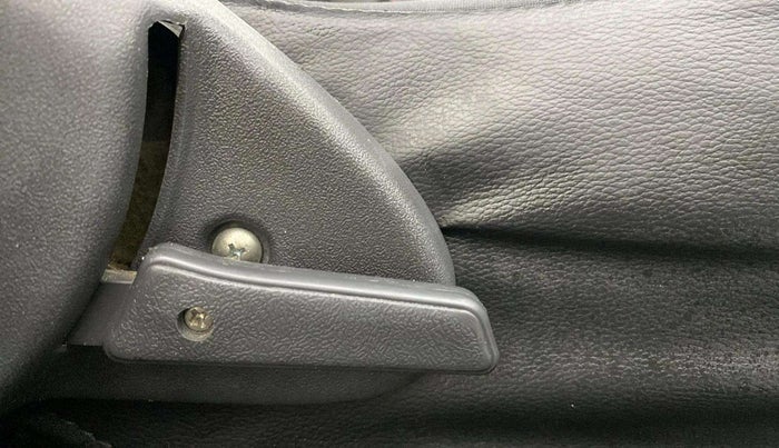 2017 Maruti Alto 800 LXI, Petrol, Manual, 50,455 km, Driver Side Adjustment Panel