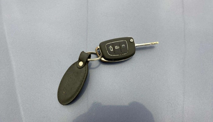 2012 Hyundai i20 MAGNA 1.2, Petrol, Manual, 1,47,671 km, Key Close Up