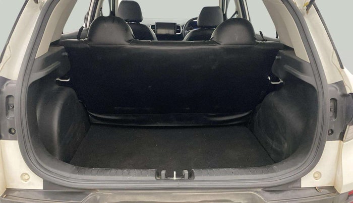 2023 Hyundai VENUE E 1.2, Petrol, Manual, 22,046 km, Boot Open Zoomed View