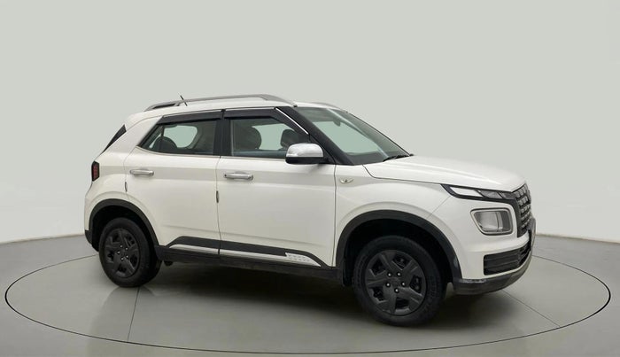 2023 Hyundai VENUE E 1.2, Petrol, Manual, 22,046 km, Right Front Diagonal