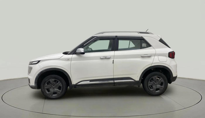2023 Hyundai VENUE E 1.2, Petrol, Manual, 22,046 km, Left Side