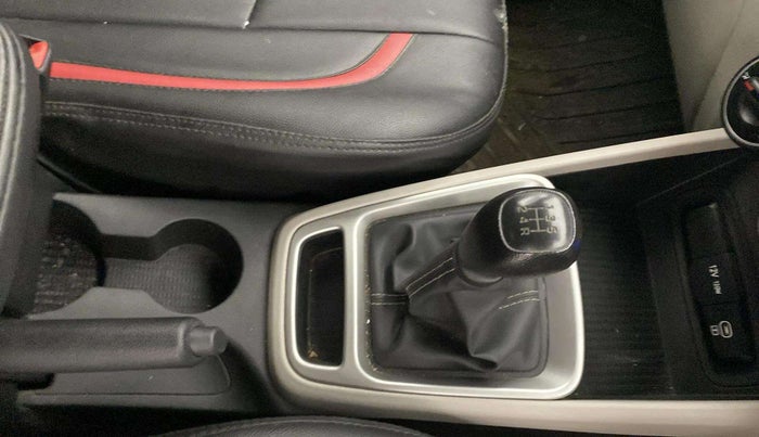2023 Hyundai VENUE E 1.2, Petrol, Manual, 22,046 km, Gear Lever