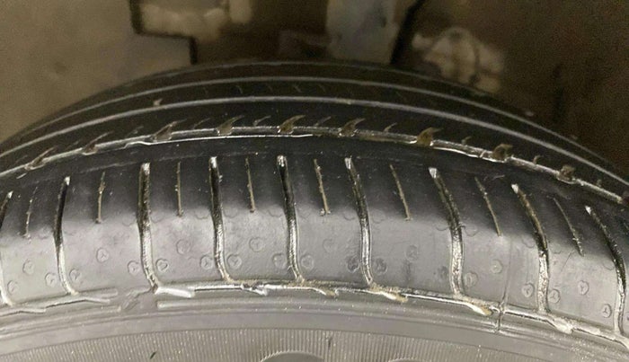 2023 Hyundai VENUE E 1.2, Petrol, Manual, 22,046 km, Left Front Tyre Tread
