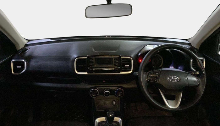 2019 Hyundai VENUE S 1.2, Petrol, Manual, 68,714 km, Dashboard
