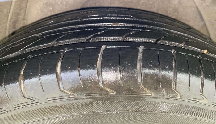 2012 Hyundai i20 SPORTZ 1.2, Petrol, Manual, 76,651 km, Left Rear Tyre Tread