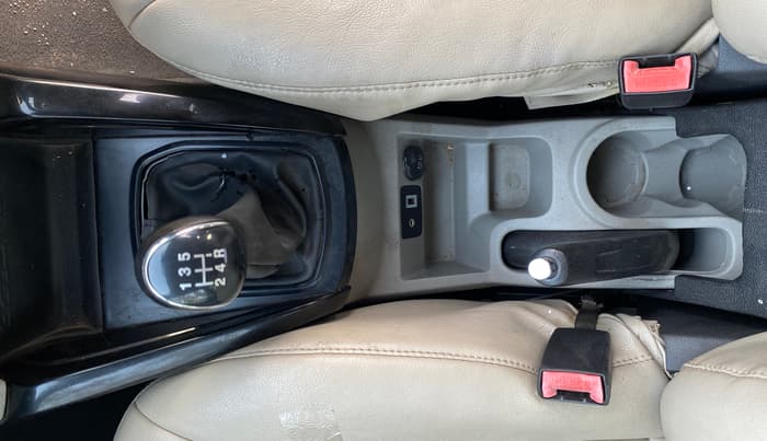 2014 Ford Ecosport TITANIUM 1.5L DIESEL, Diesel, Manual, 1,23,159 km, Gear Lever