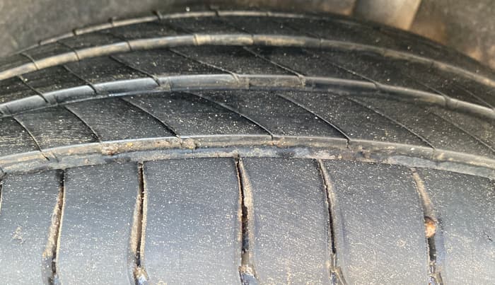 2014 Ford Ecosport TITANIUM 1.5L DIESEL, Diesel, Manual, 1,23,159 km, Left Rear Tyre Tread