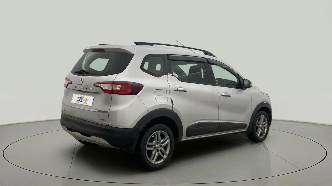 2019 Renault TRIBER RXZ, Petrol, Manual, 52,477 km, Right Back Diagonal