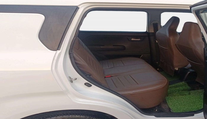 2021 Maruti New Wagon-R VXI 1.0, Petrol, Manual, 30,135 km, Right Side Rear Door Cabin