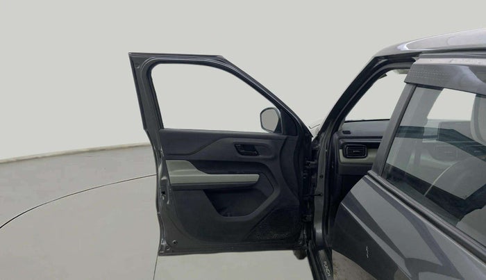 2023 Tata PUNCH ADVENTURE RHYTHM CNG MT, CNG, Manual, 20,297 km, LHS Front Door