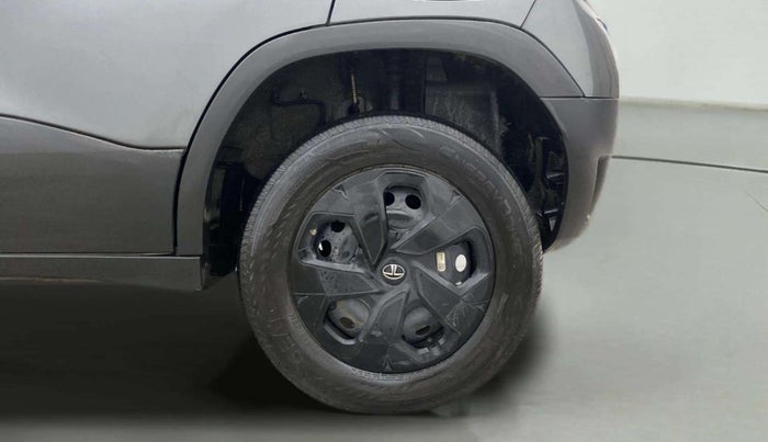 2023 Tata PUNCH ADVENTURE RHYTHM CNG MT, CNG, Manual, 20,297 km, Left Rear Wheel