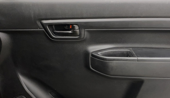 2020 Maruti S PRESSO VXI PLUS AMT, Petrol, Automatic, 73,289 km, Driver Side Door Panels Control