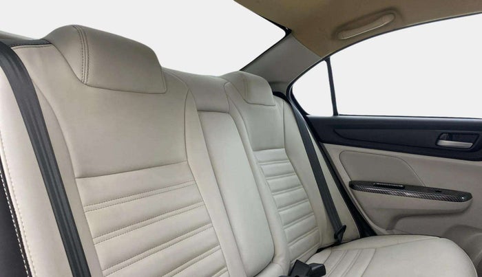 2023 Honda Amaze 1.2L I-VTEC VX CVT, Petrol, Automatic, 24,687 km, Right Side Rear Door Cabin