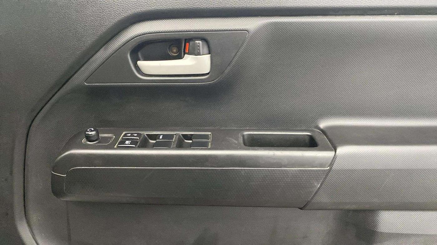 2021 Maruti New Wagon-R VXI 1.0 AMT, Petrol, Automatic, 57,166 km, Driver Side Door Panels Control