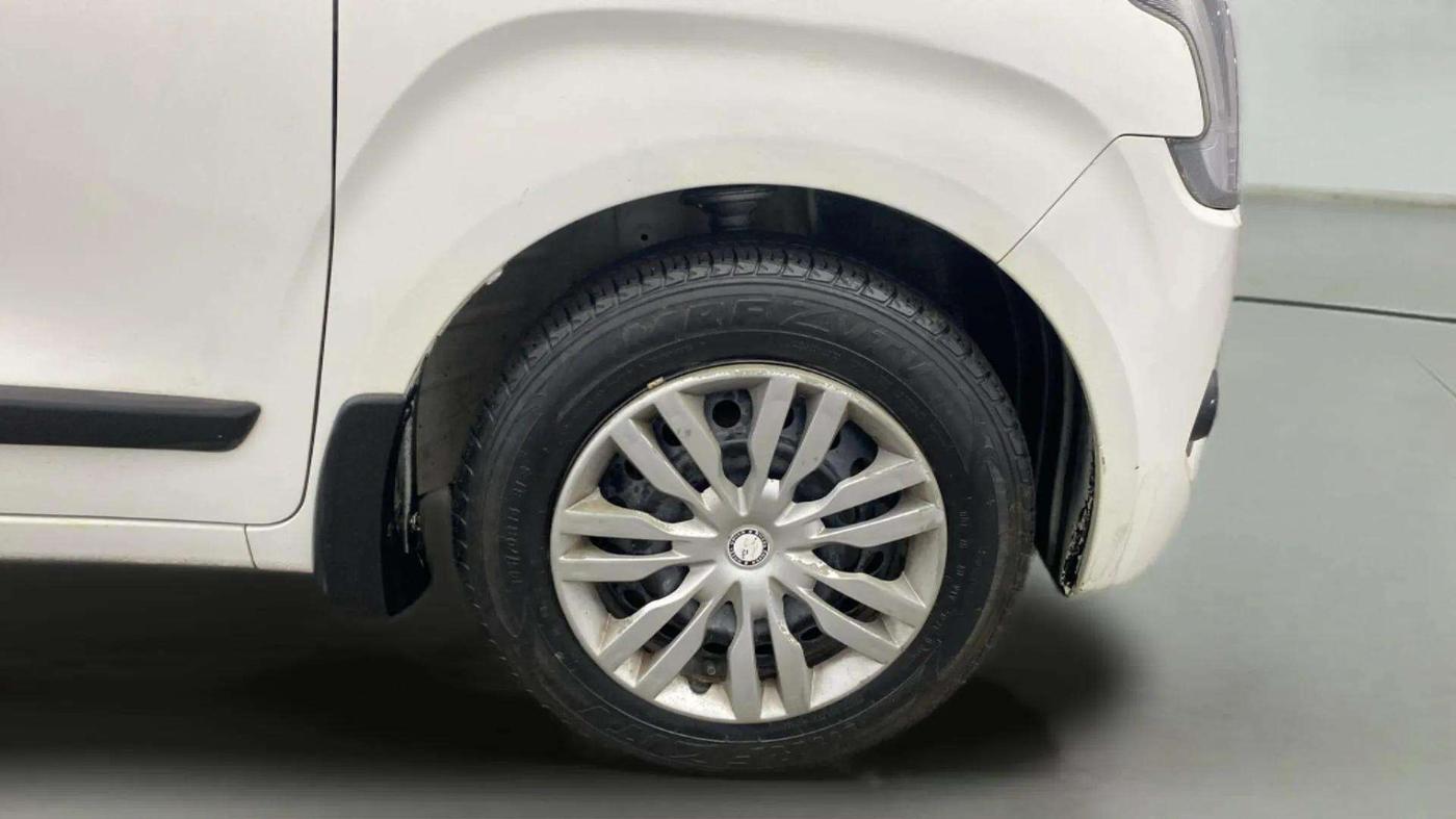 2021 Maruti New Wagon-R VXI 1.0 AMT, Petrol, Automatic, 57,166 km, Right Front Wheel