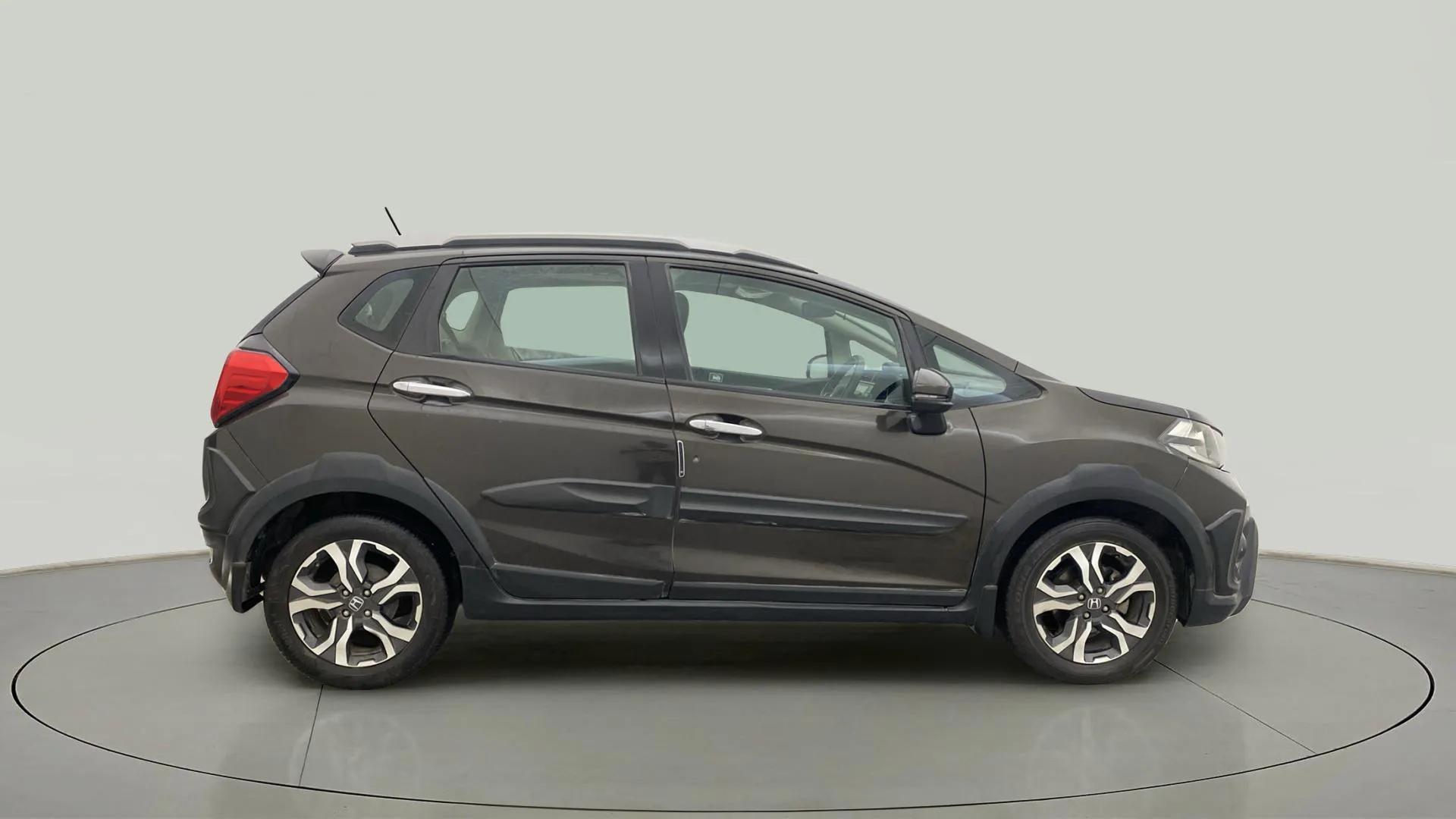 3-Right-Side-View