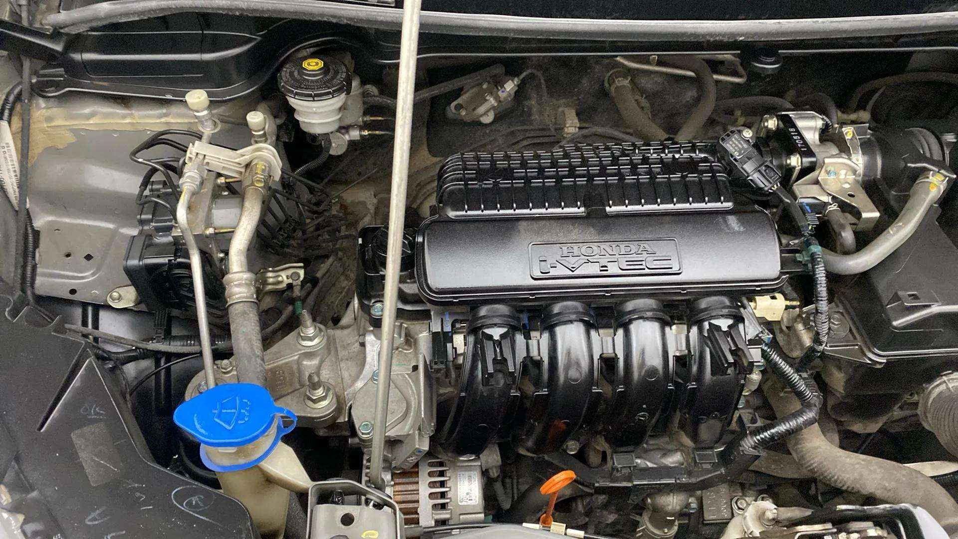 Engine-Right-Aligned--11