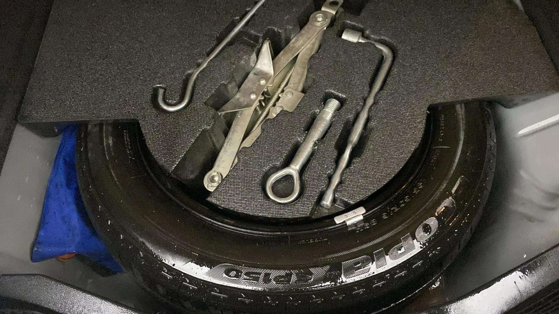 Spare-Tyre-22