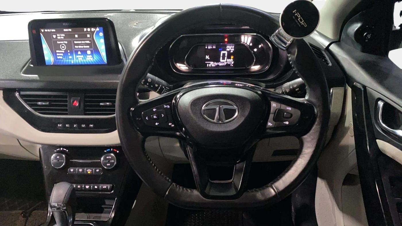 2021 Tata NEXON XZA PLUS SUNROOF PETROL, Petrol, Automatic, 31,074 km, Steering Wheel Close Up