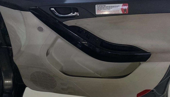 2021 Tata NEXON XZA PLUS SUNROOF PETROL, Petrol, Automatic, 31,074 km, Driver Side Door Panels Control
