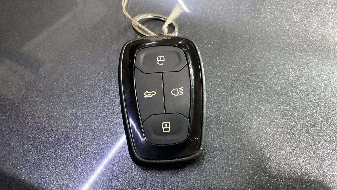 2021 Tata NEXON XZA PLUS SUNROOF PETROL, Petrol, Automatic, 31,074 km, Key Close Up