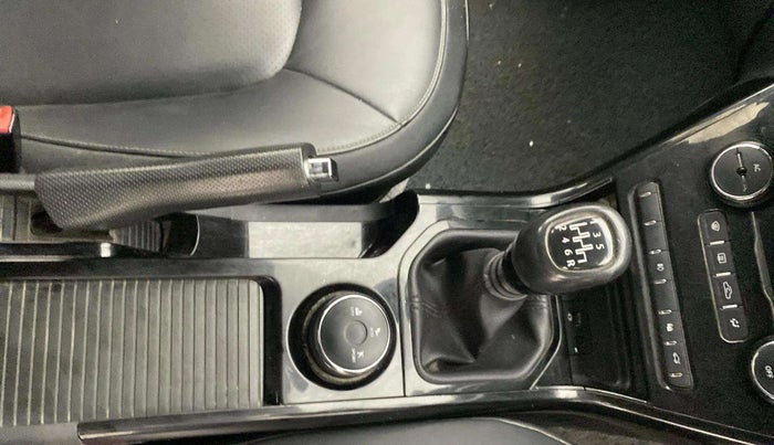 2022 Tata NEXON XZ PLUS DIESEL DARK EDITION, Diesel, Manual, 67,087 km, Gear Lever